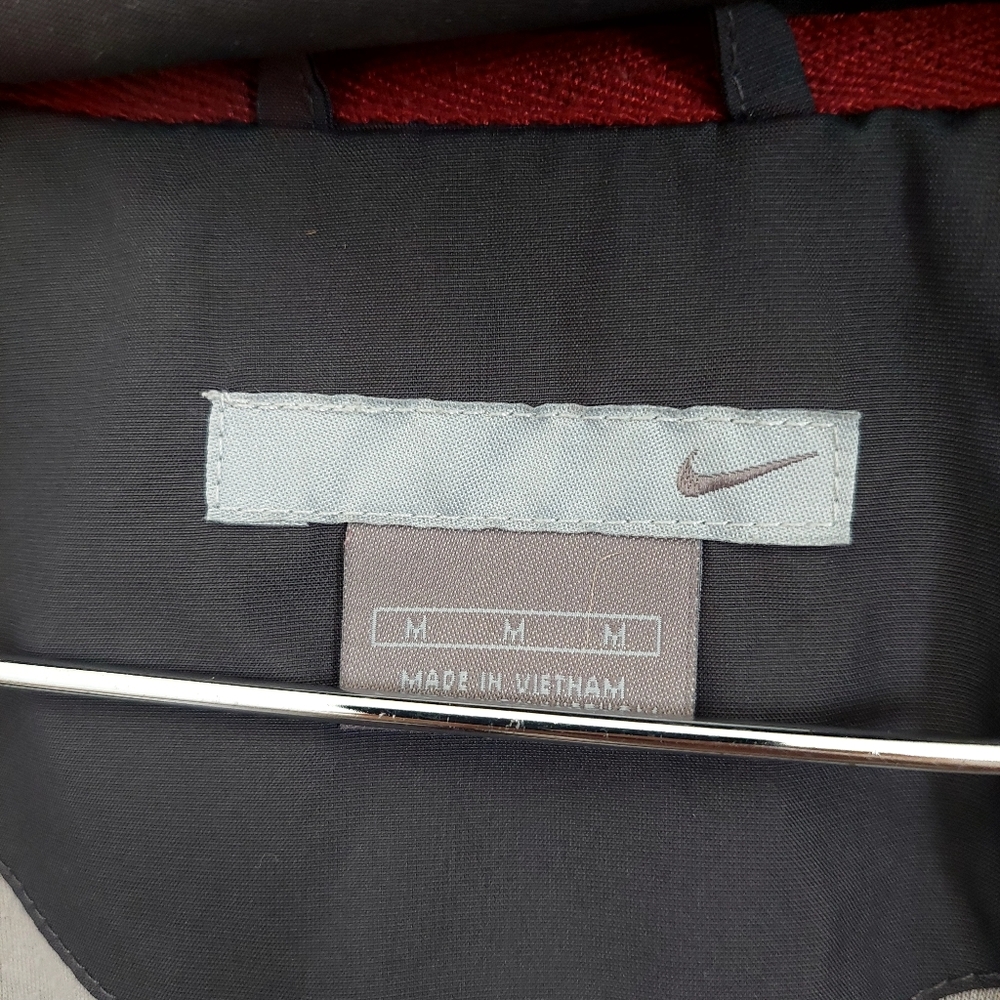 Nike jacket - Picture 4 of 4
